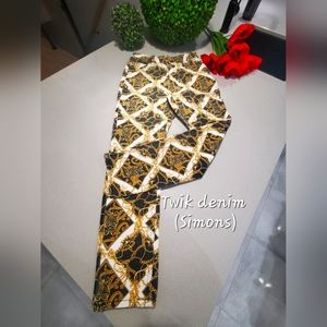 TWIK DE CHEZ SIMONS Superbe pantalon skinny en denim au look Versace